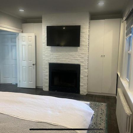 Private Suite In Huntington Station Exterior foto